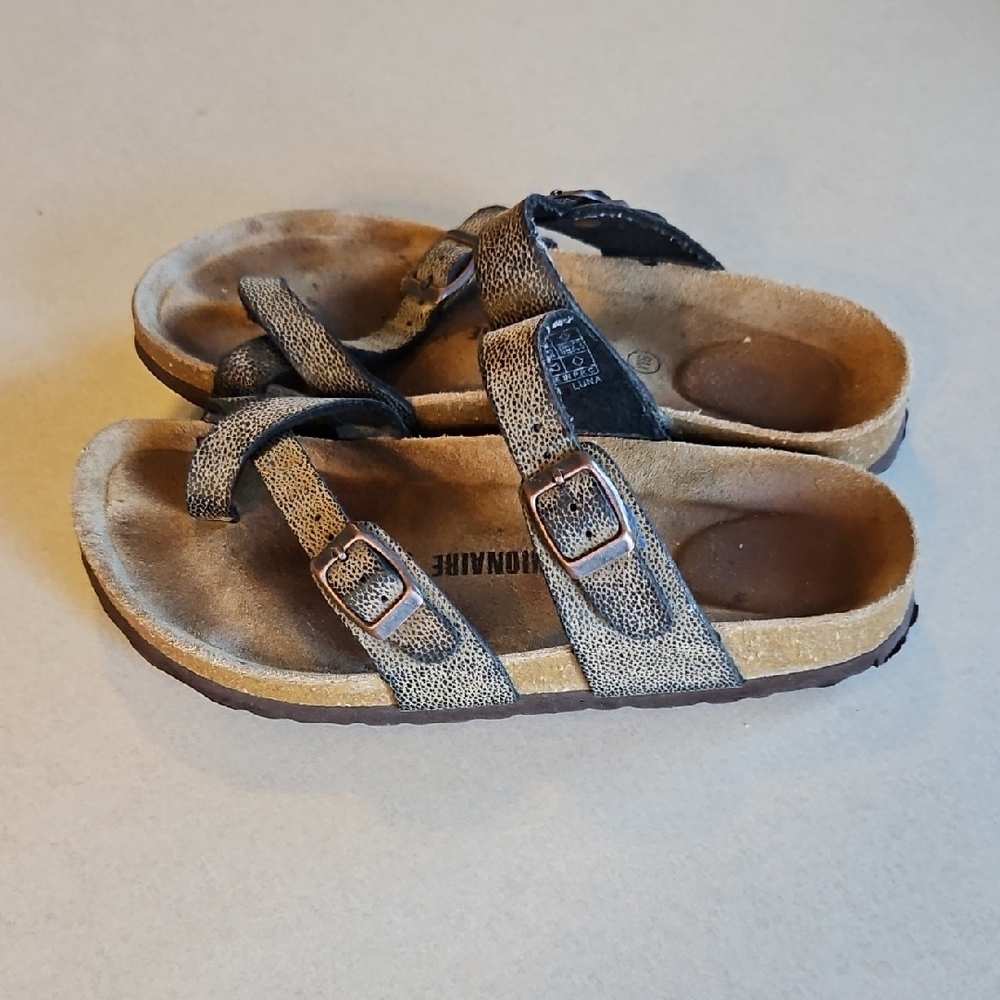 Cushionaire Sandals